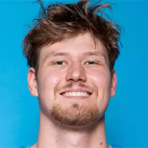 Henri Veesaar headshot